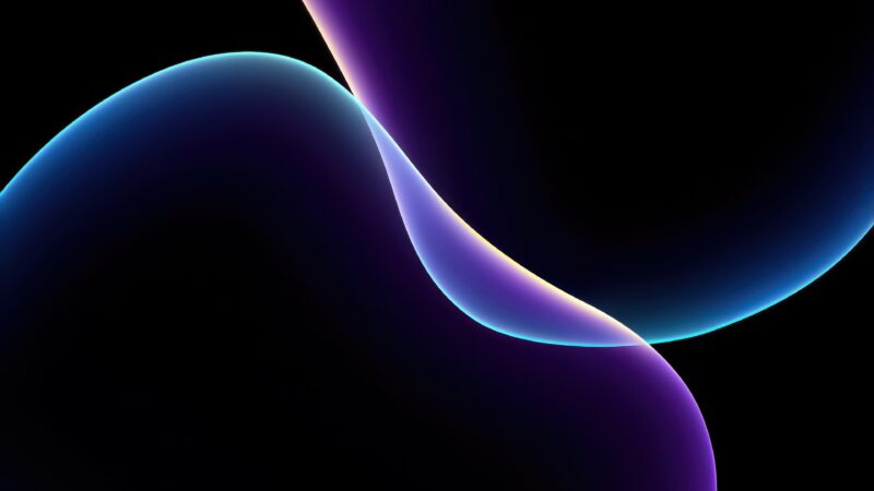 Midnight Curves on Pure Black wallpaper 4K
