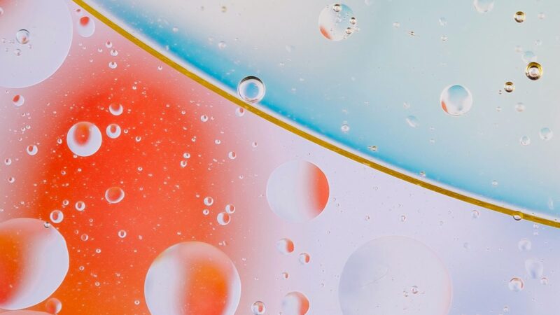 Oil Droplets Abstract | iPhone Colorful Swirls wallpaper 4K