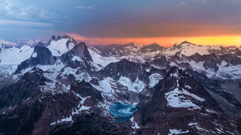 Alpine Peaks Glowing at Golden Dusk wallpaper 4K