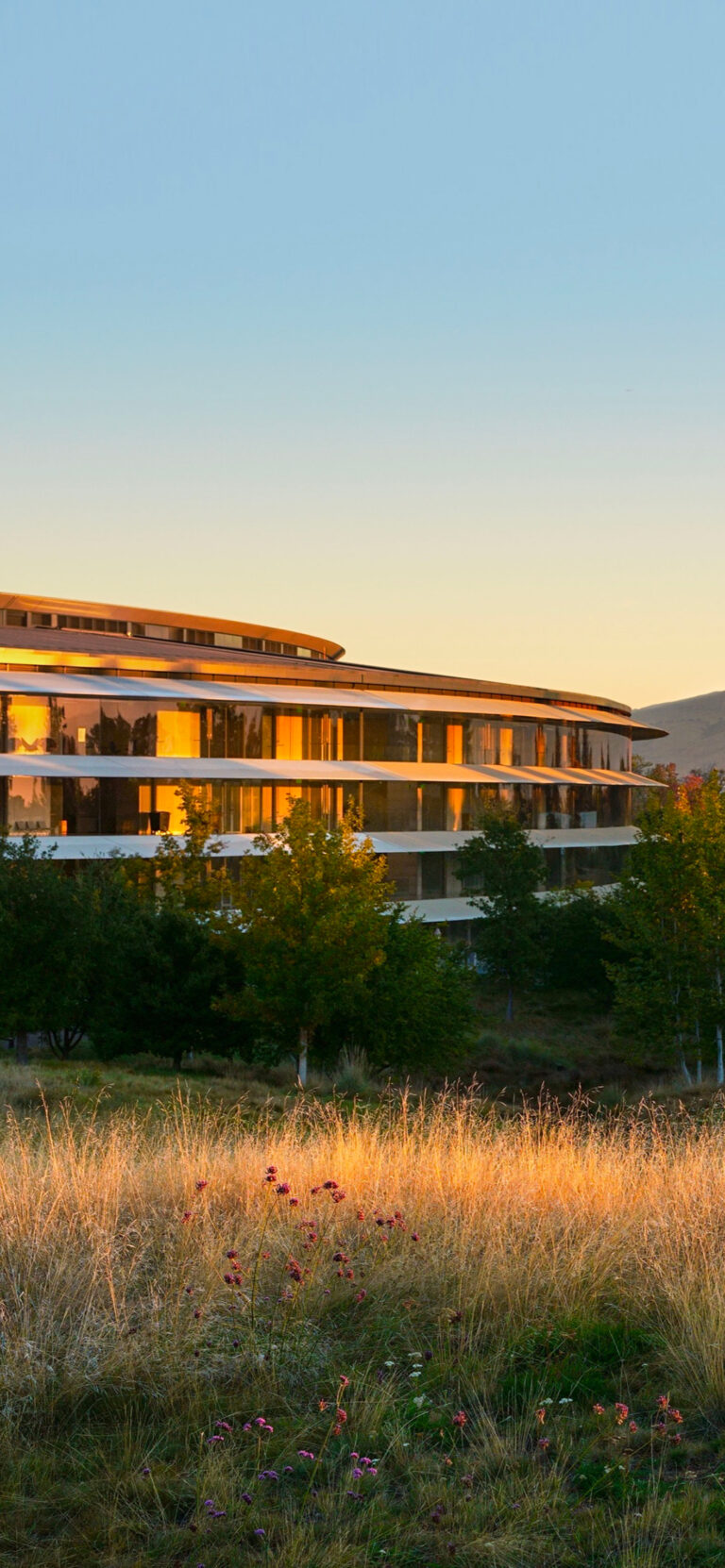 Apple Park iPhone | Golden Hour Architecture wallpaper 4K