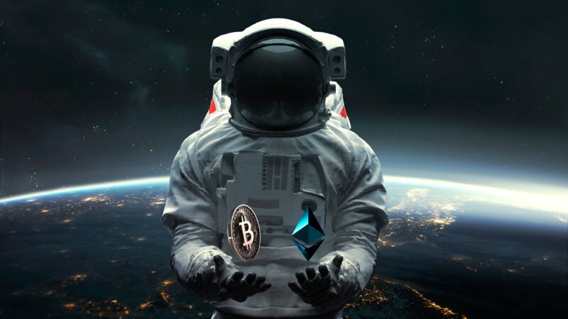 Astronaut Crypto Space | Desktop Sci-Fi Art wallpaper 4K