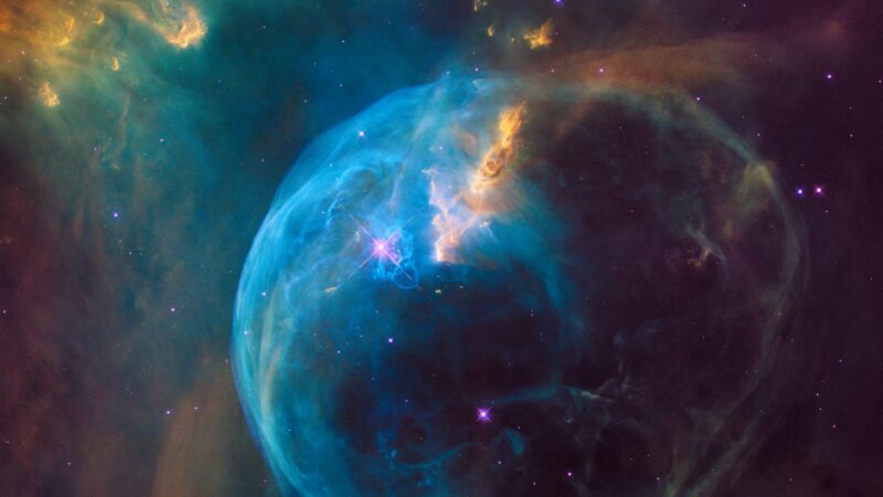 Bubble Nebula Glows in Cassiopeia wallpaper 4K