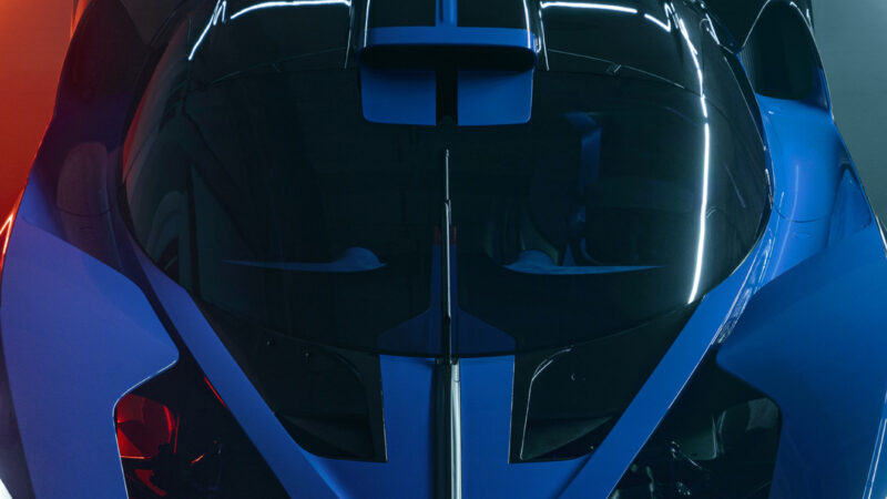 Bugatti Divo Front View | Exotic Car iPhone wallpaper 4K