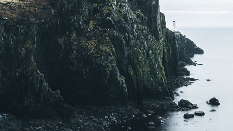Cloudy Coastal Cliffs | Dramatic Ocean iPhone wallpaper 4K