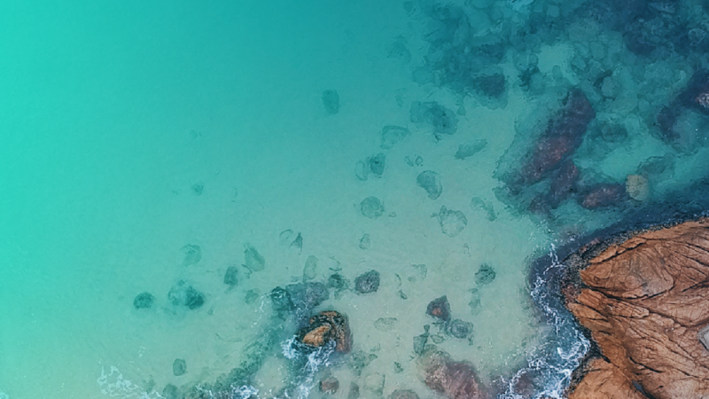 Coastal Island View iPhone | Turquoise Water Aerial wallpaper 4K