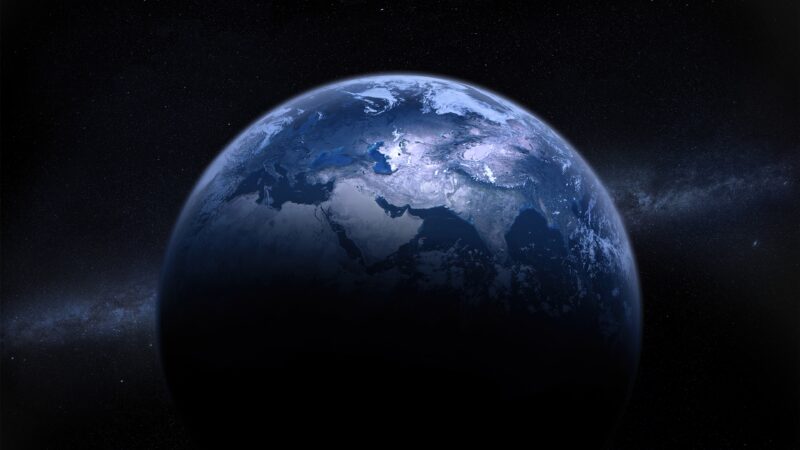 Earth Emerges From The Milky Way wallpaper 4K