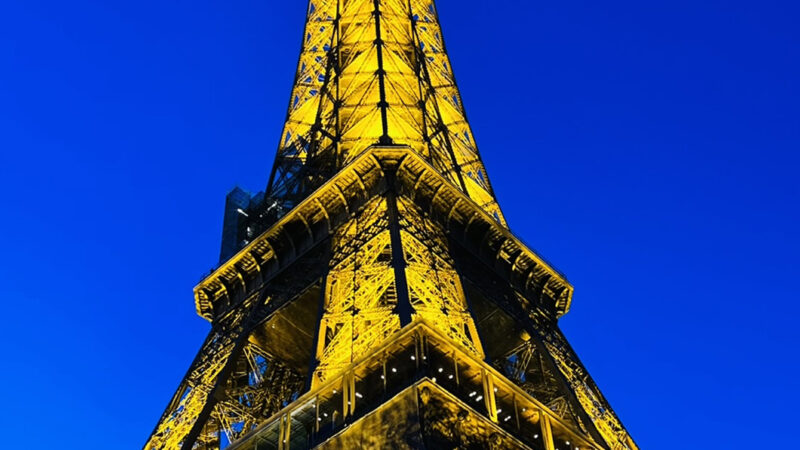 Eiffel Tower Night iPhone | Paris City Lights wallpaper 4K