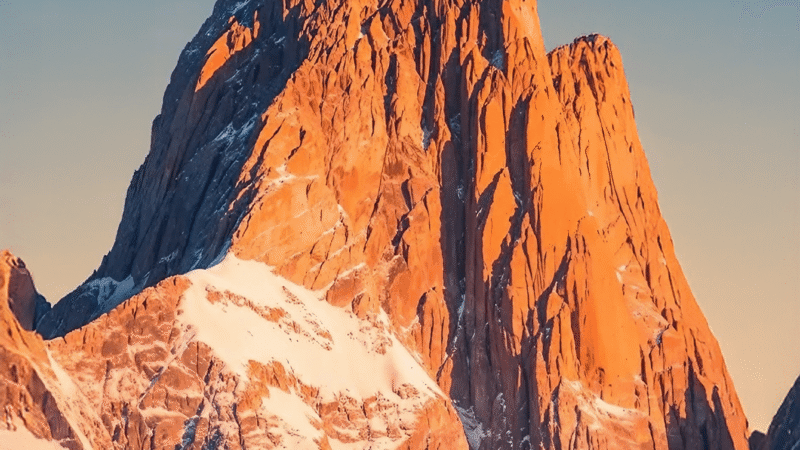Golden Mountain Peak iPhone | Dramatic Sunlight wallpaper 4K