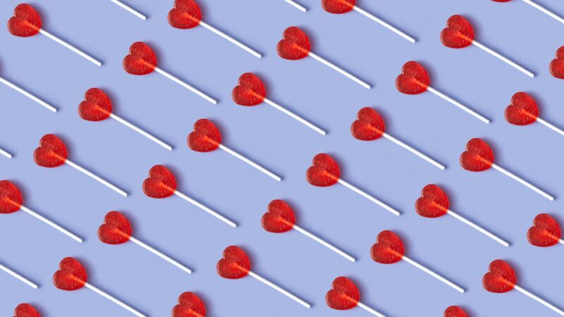 Heart Lollipops Pattern | Sweet Treat Desktop wallpaper 4K