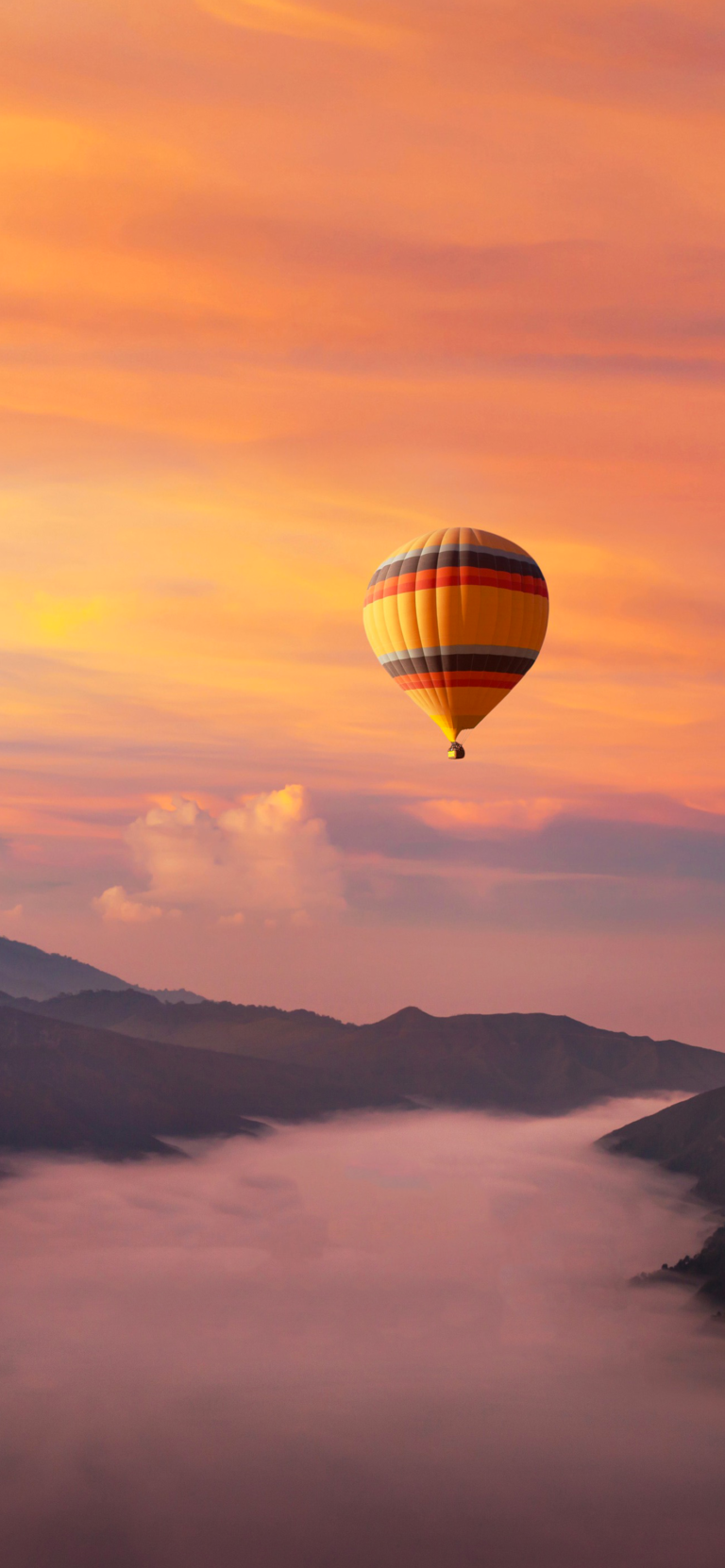 Hot Air Balloon Sunset iPhone | Golden Hour Ascent wallpaper 4K