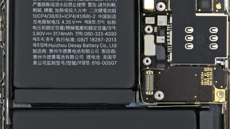 iPhone Internal Components | Tech Circuit Board Art wallpaper 4K