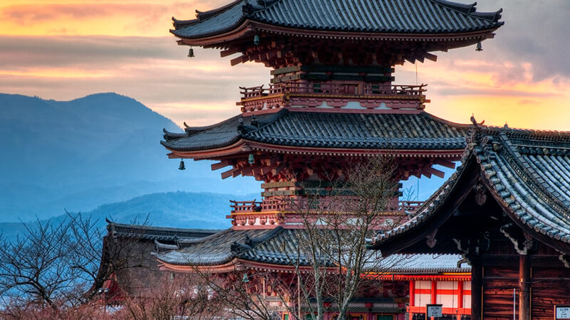 Japanese Pagoda Sunset Mountain Sky iPhone Wallpaper 4K wallpaper 4K