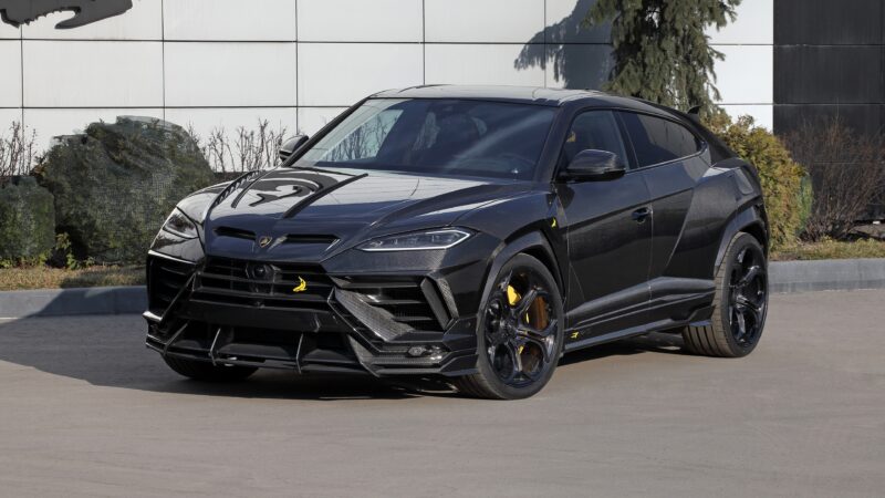 Lamborghini Urus Matte Black | Luxury SUV Desktop wallpaper 4K