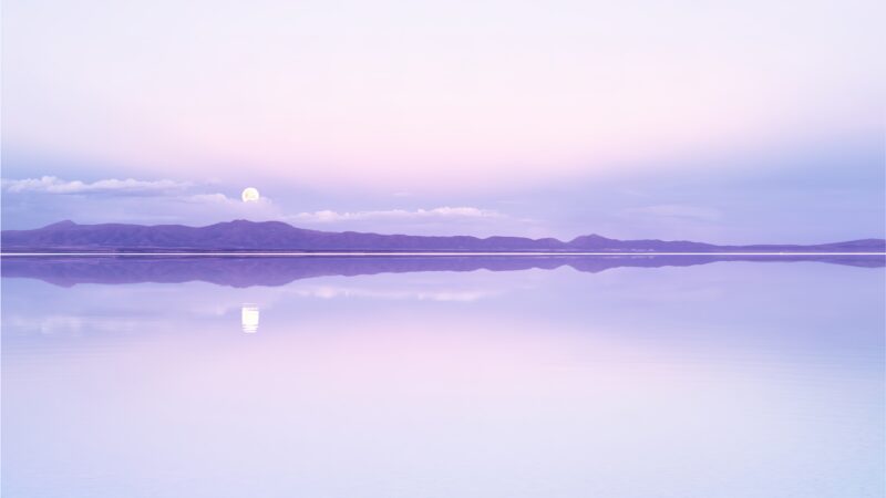 Lavender Sky Mountains | Peaceful Reflection Desktop wallpaper 4K