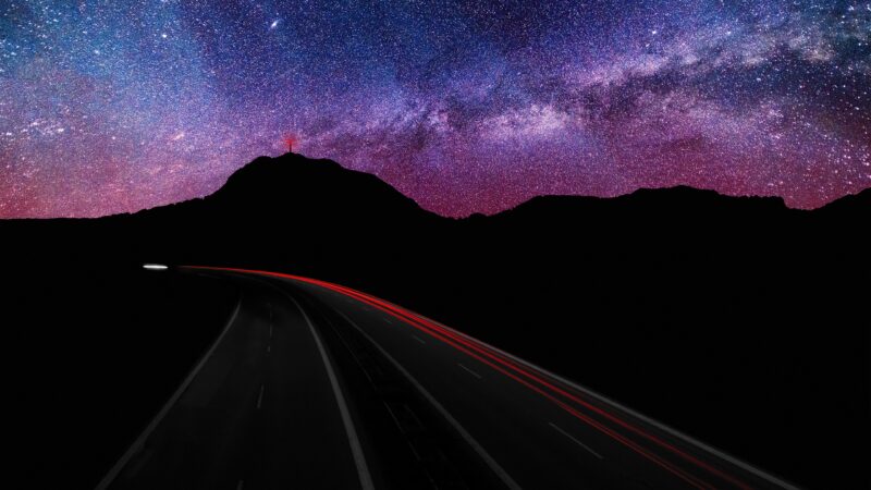Starry Night Highway Desktop | Red Light Road View wallpaper 4K