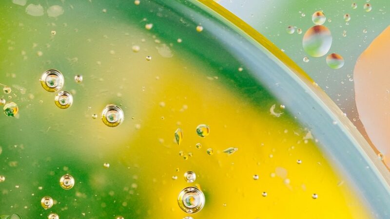 Oil & Water Bubbles iPhone | Abstract Fluid Art wallpaper 4K