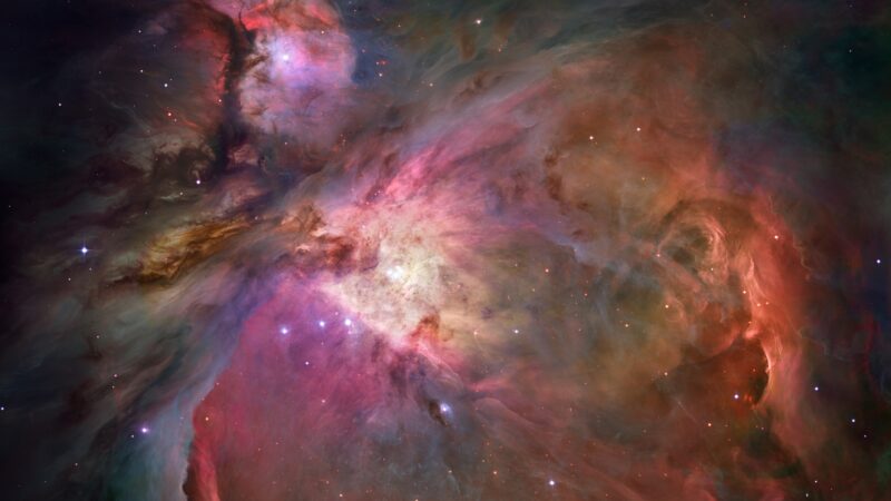 Orion Nebula Star Clouds | Cosmic Dust Desktop wallpaper 4K