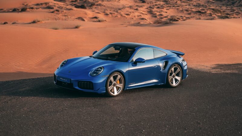 Porsche 911 Turbo | Desert Automotive Desktop wallpaper 4K