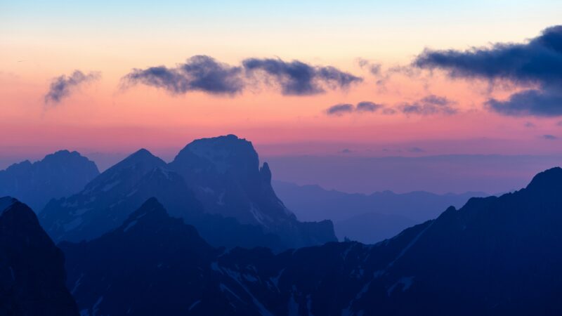 Purple Dusk Over Austrian Alps wallpaper 4K