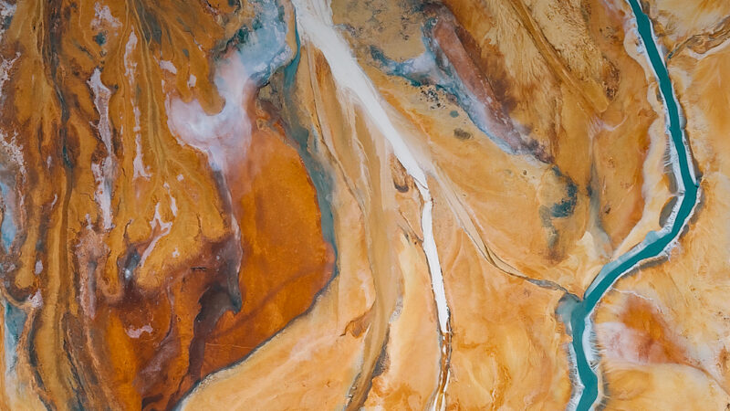 River Delta Aerial | Tan & Brown Landscape wallpaper 4K