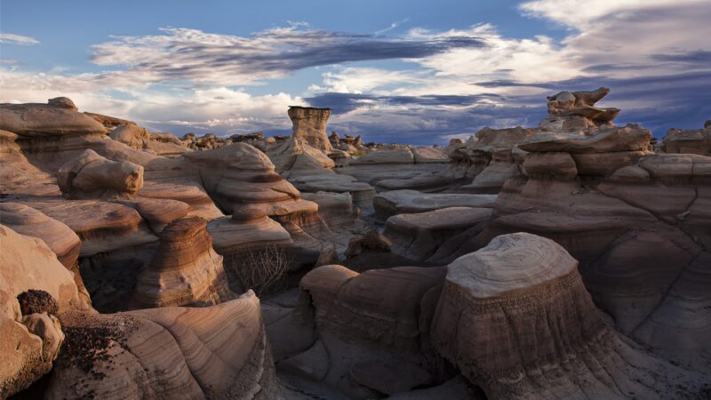 Rounded Sandstone Pillar Formations Badlands Desert Desktop Wa… wallpaper 4K
