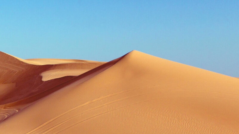 Blue Sky Sand Dunes | iPhone Desert Vista wallpaper 4K