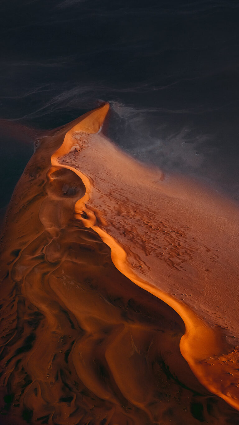 Sand Dunes Curving Ridge iPhone | Desert Landscape Art wallpaper 4K