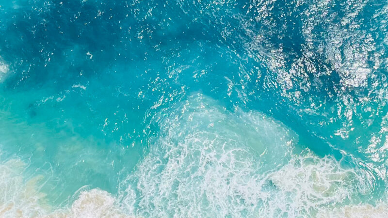 Sandy Beach Ocean Waves iPhone | Turquoise Water Foam wallpaper 4K