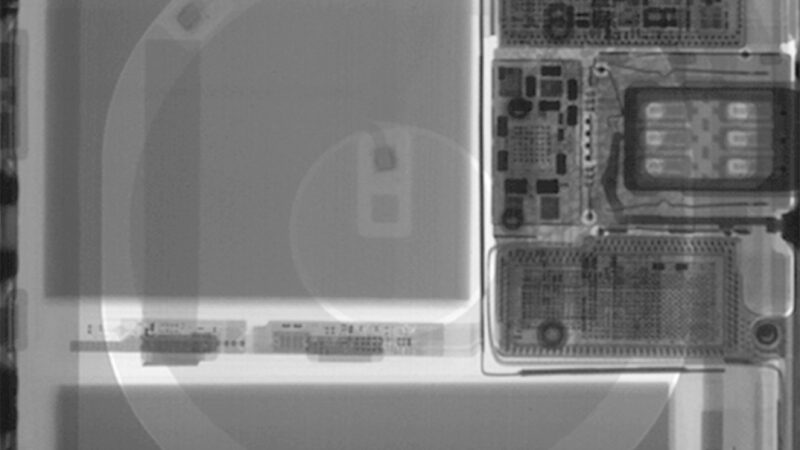 Smartphone X-Ray iPhone | Tech Circuit Details wallpaper 4K