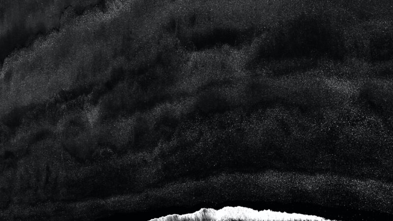 Stormy Ocean Sky iPhone | Dramatic Coastal View wallpaper 4K