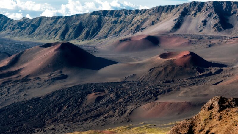 Volcanic Crater Field Arid Highland Desktop Wallpaper 4K wallpaper 4K