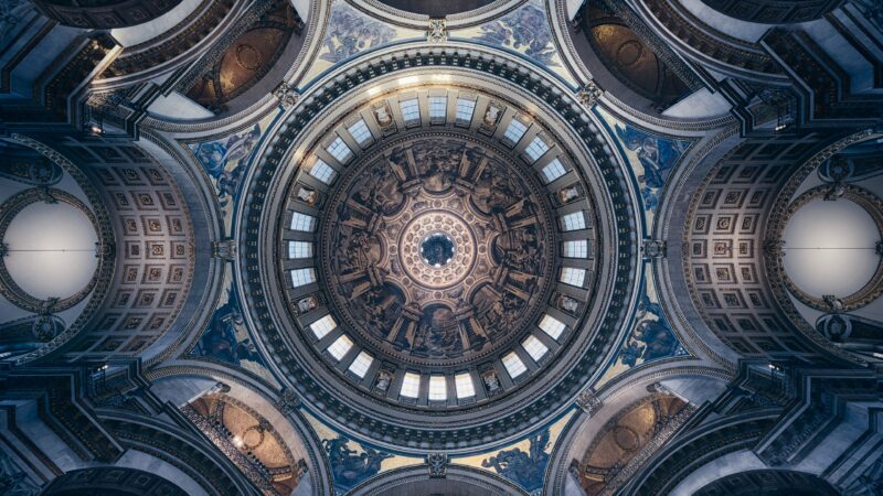 Cathedral Dome Interior | Ornate Ceiling Detail Desktop wallpaper 4K