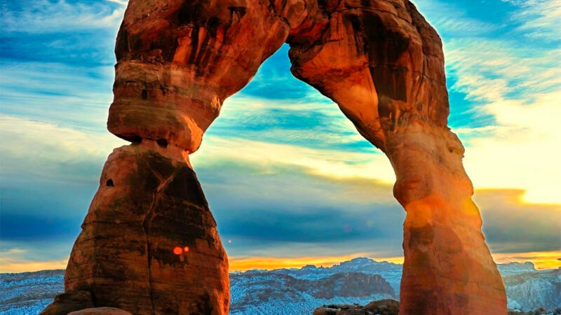 Delicate Arch Sunset | Golden Utah View iPhone wallpaper 4K