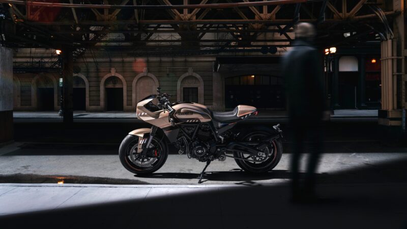 Ducati Diavel Dark | Night Motorcycle Desktop wallpaper 4K