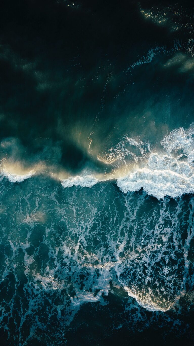 Ocean Waves Crest iPhone | Turquoise Beach Foam wallpaper 4K
